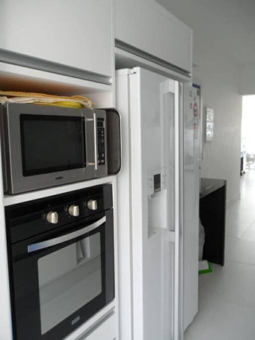 Apto De 3 Dorm De Frente Ao Mar Guarujá Kültér fotó